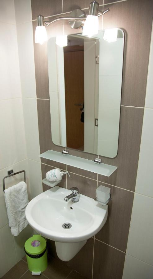 Apartment Vas Raj Novi Sad Buitenkant foto